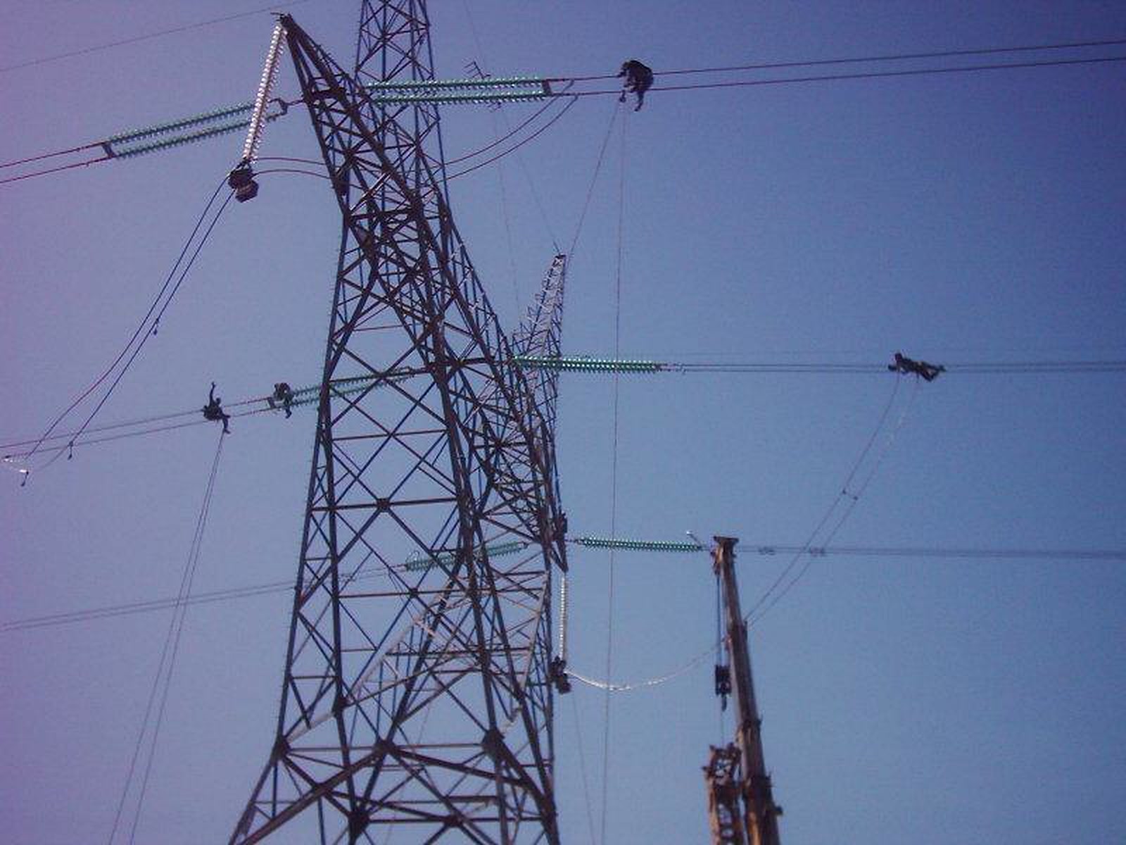 High-voltage energy transmission tower
